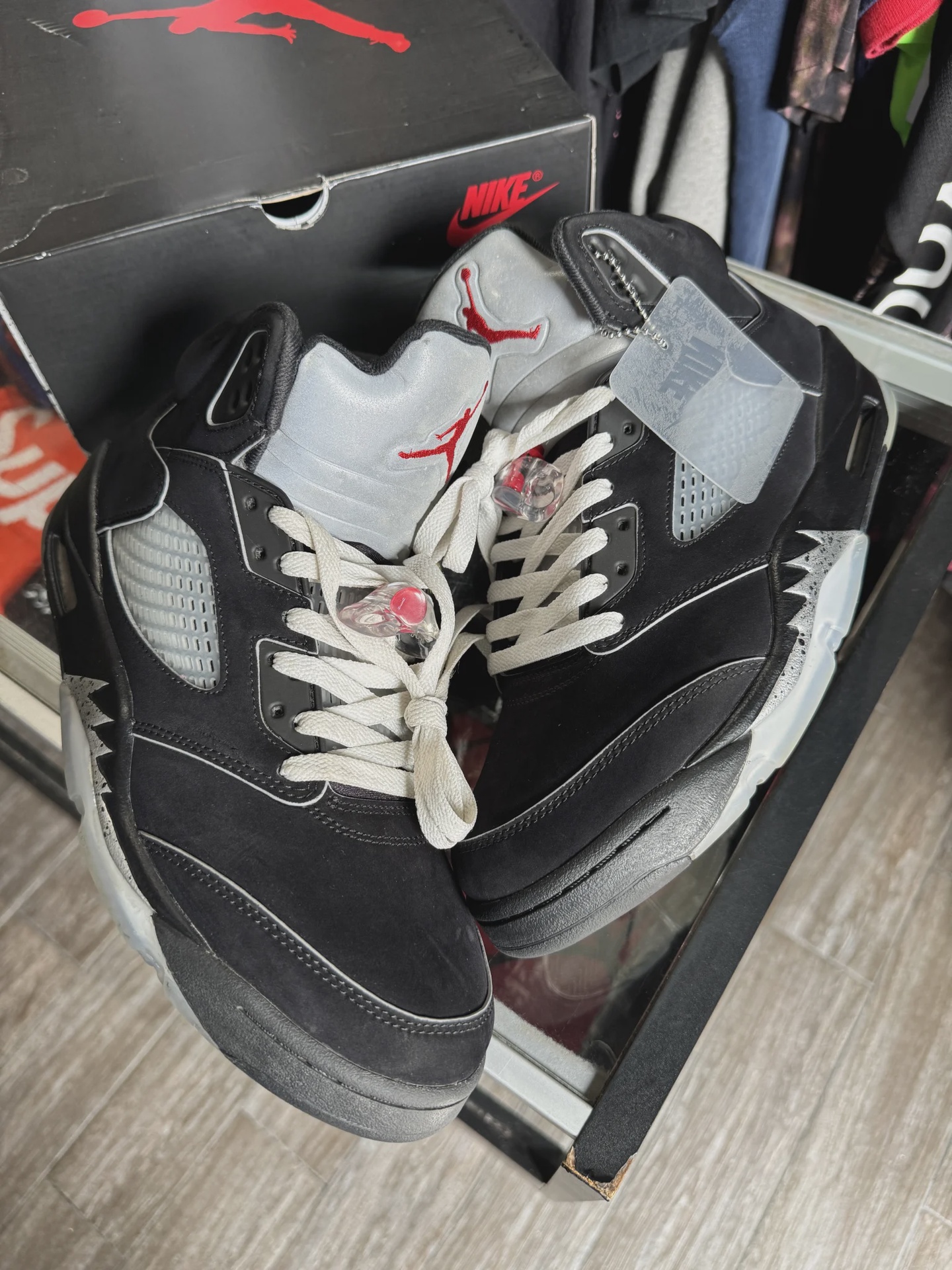 Air Jordan 5 Retro Original Black Metallic Reimagined • Pre-Owned [4164] - photo 1