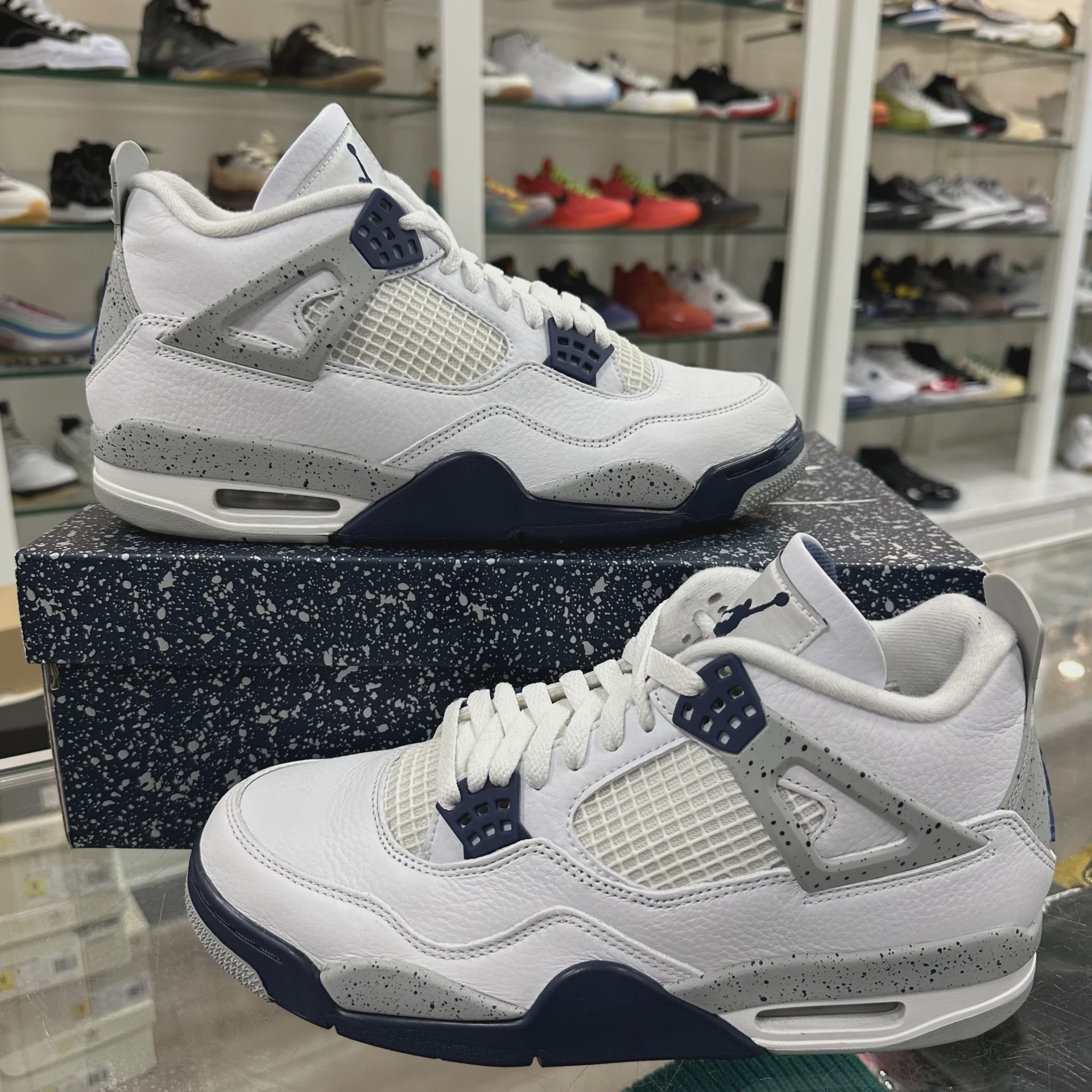 Air Jordan 4 Retro Midnight Navy • Pre-Owned [8663] - photo 8
