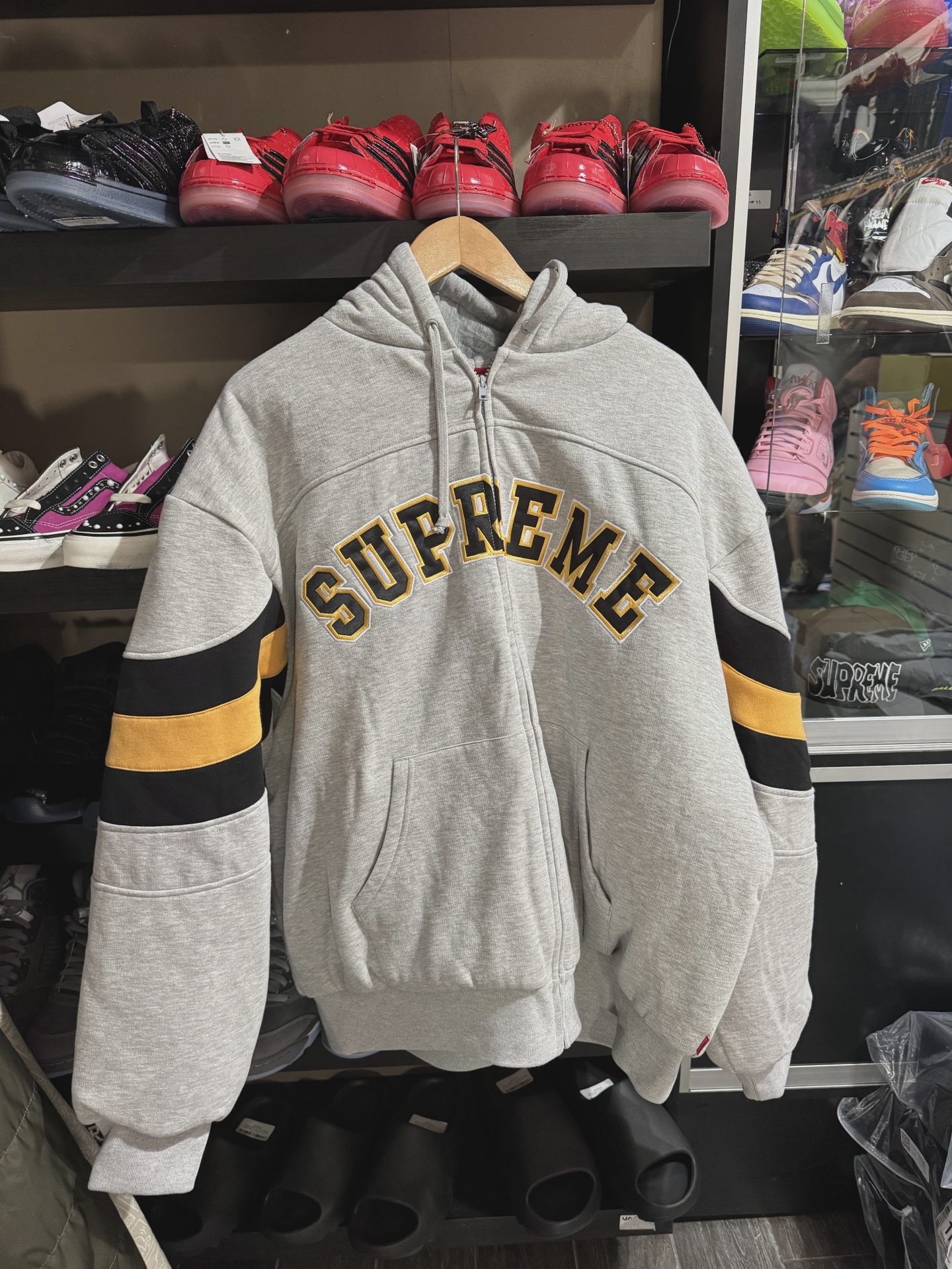 Supreme Filled Zip Up Hooded Sweatshirt Heather Grey size XL • Brand New [4491]