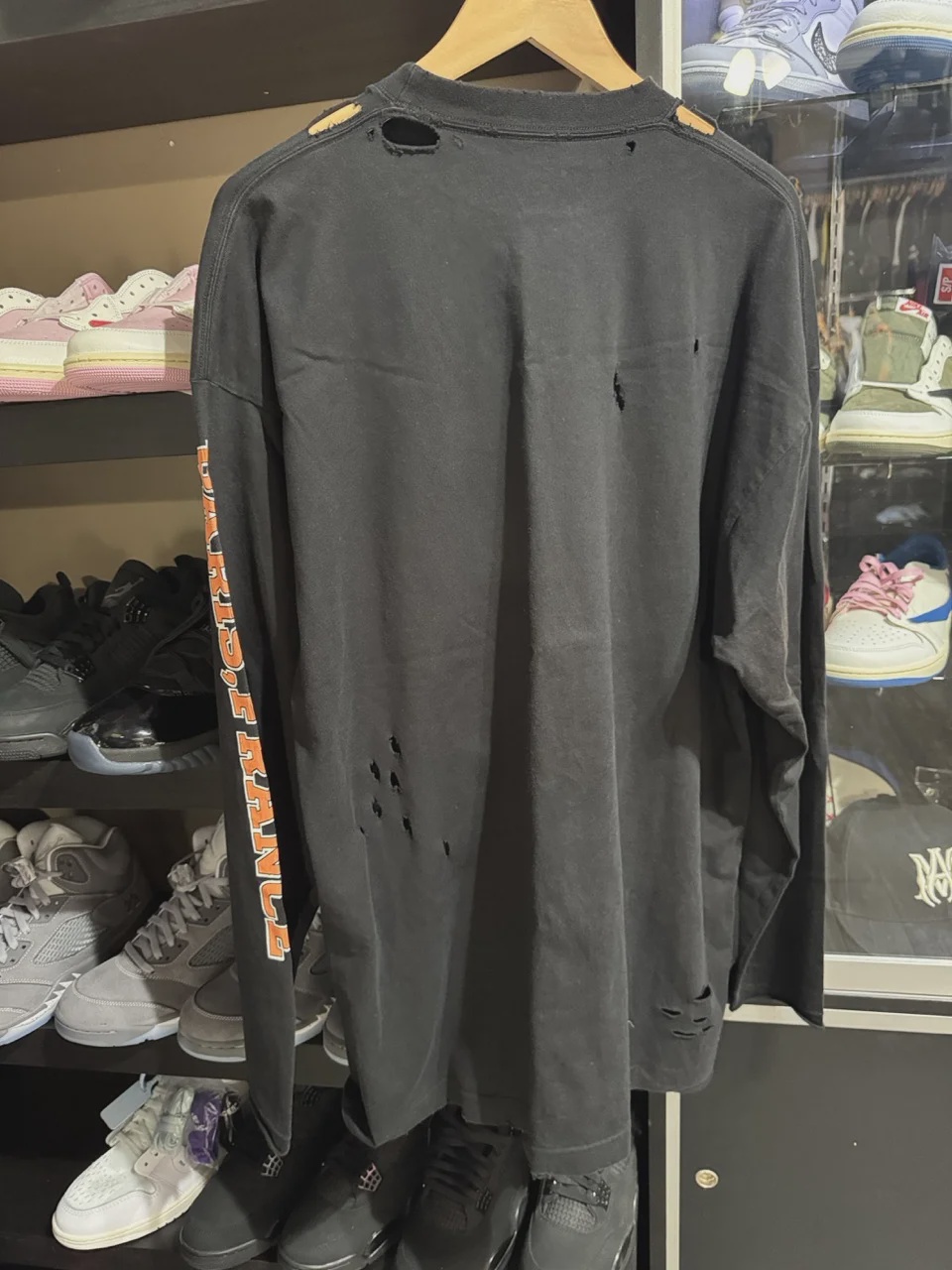 Balenciaga Distressed LS  Tee • Pre-Owned [4762] - photo 2