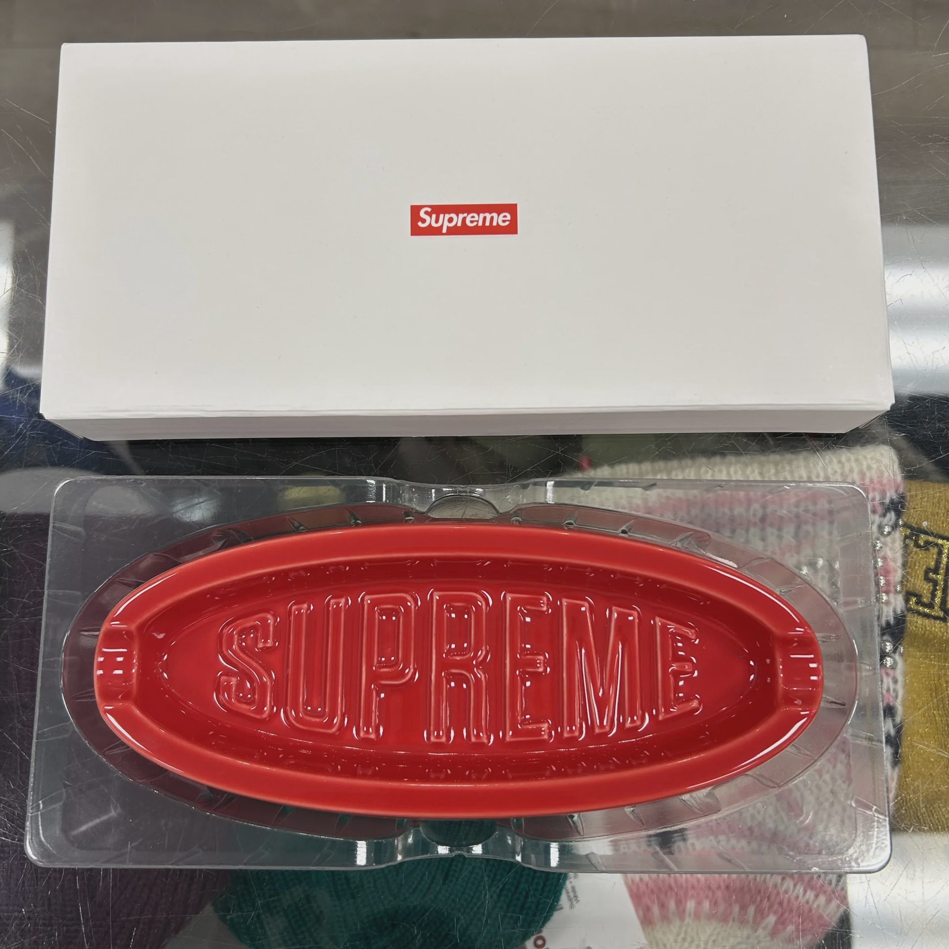 Supreme Oval Tray Red • Brand New [0183] - photo 1