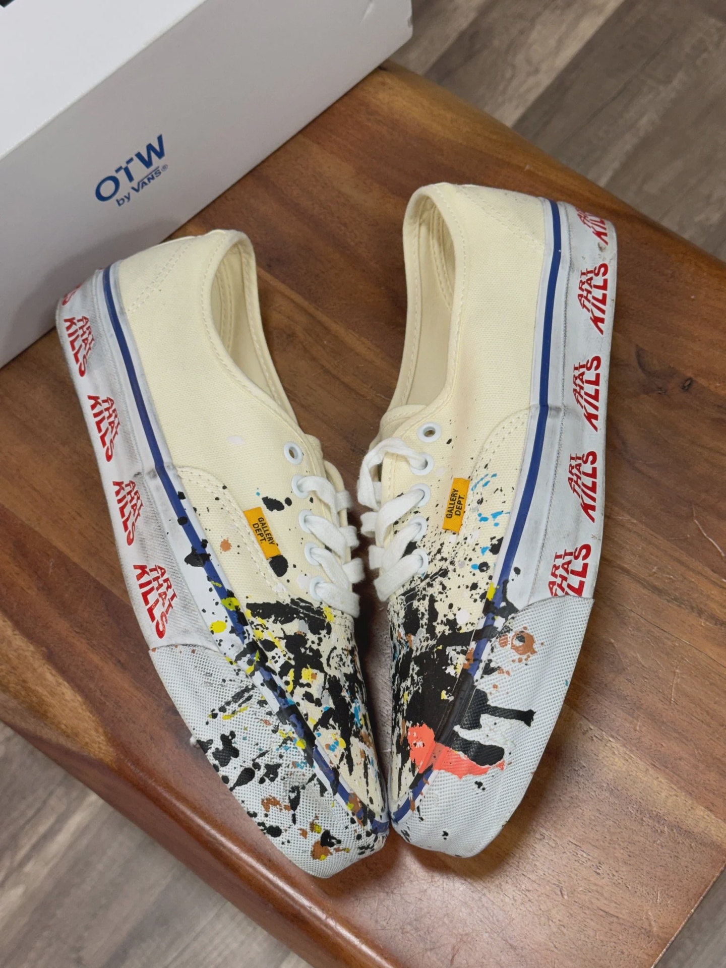 Vans Authentic Reissue 44 Gallery Dept. Art That Kills • Pre-Owned [0422] - photo 1
