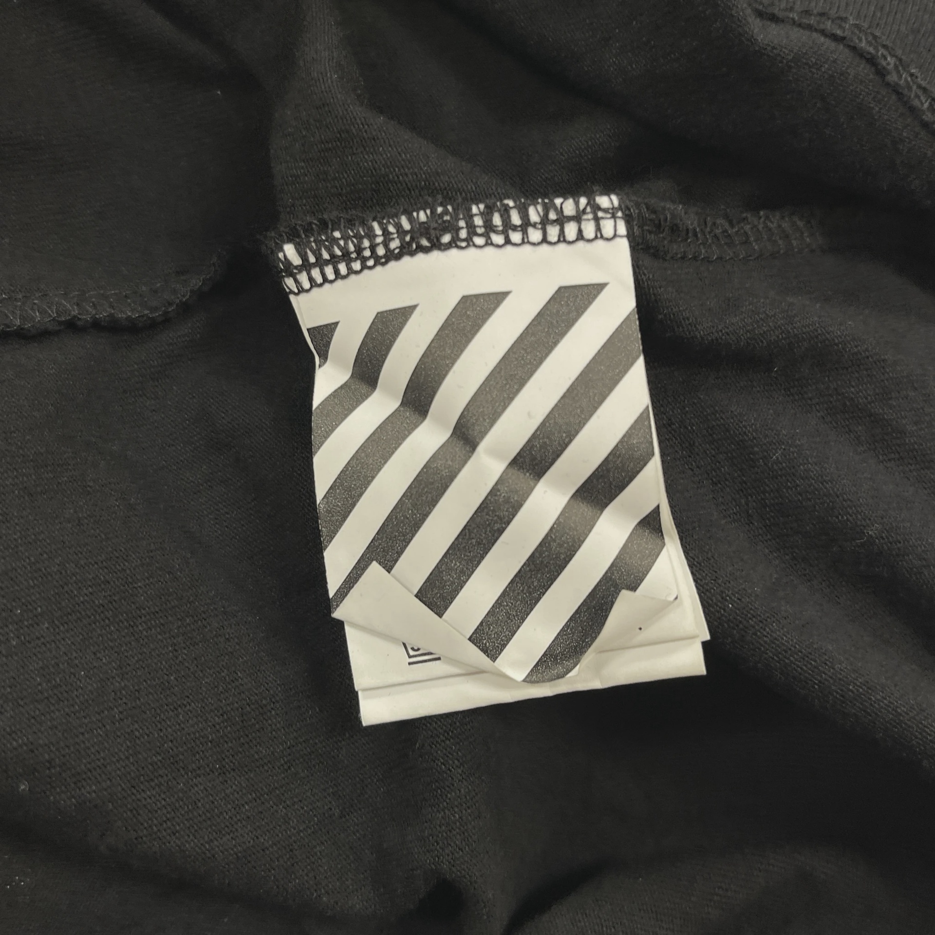 Off-White Dripping Arrows Long Sleeve Tee • Pre-Owned [1953] 3