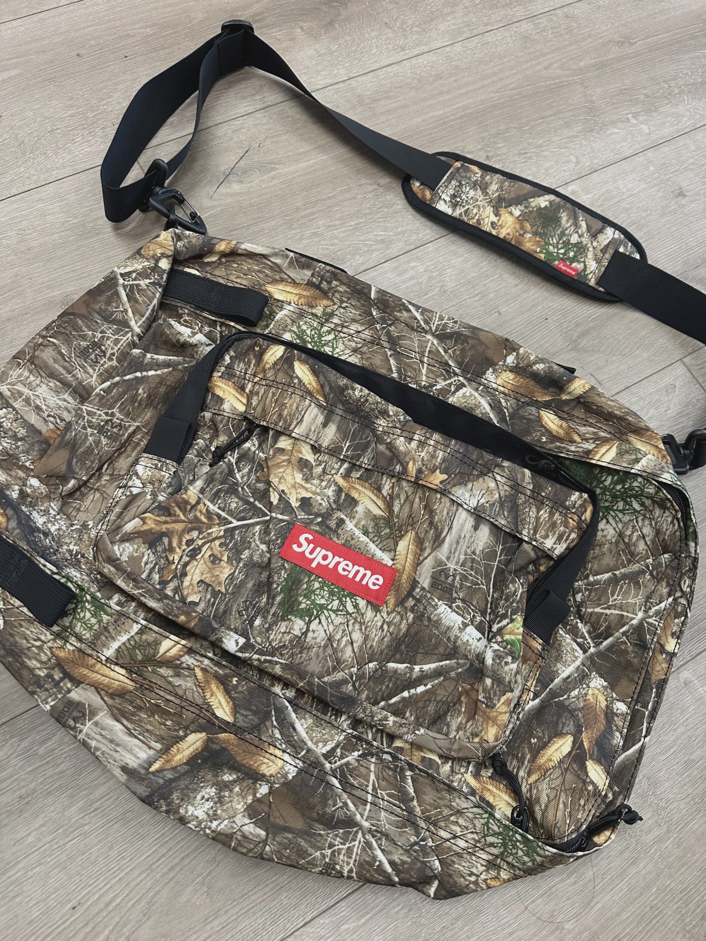 FW19 Supreme Real Tree Camo Box Logo Duffle Bag • Pre-Owned [2457] 2