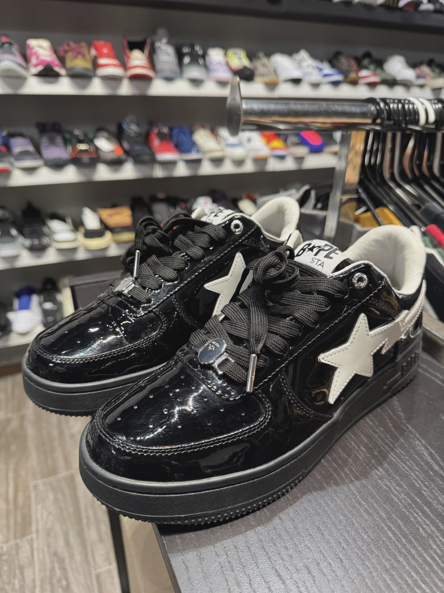A Bathing Ape Bape Sta #2 Black Patent (No Box) • Pre-Owned [9867] - photo 1