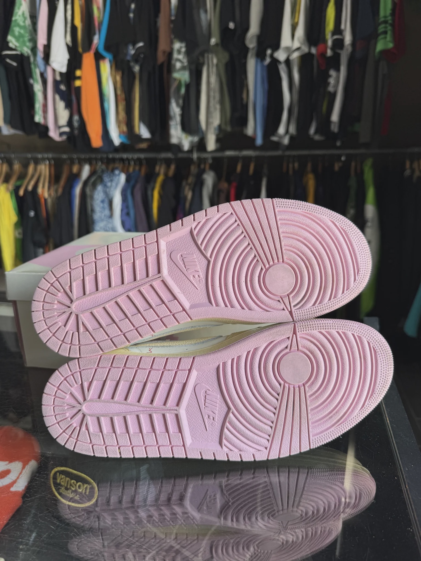 Air Jordan 1 Retro Low Original SP Travis Scott Shy Pink • Pre-Owned [6830] - photo 3