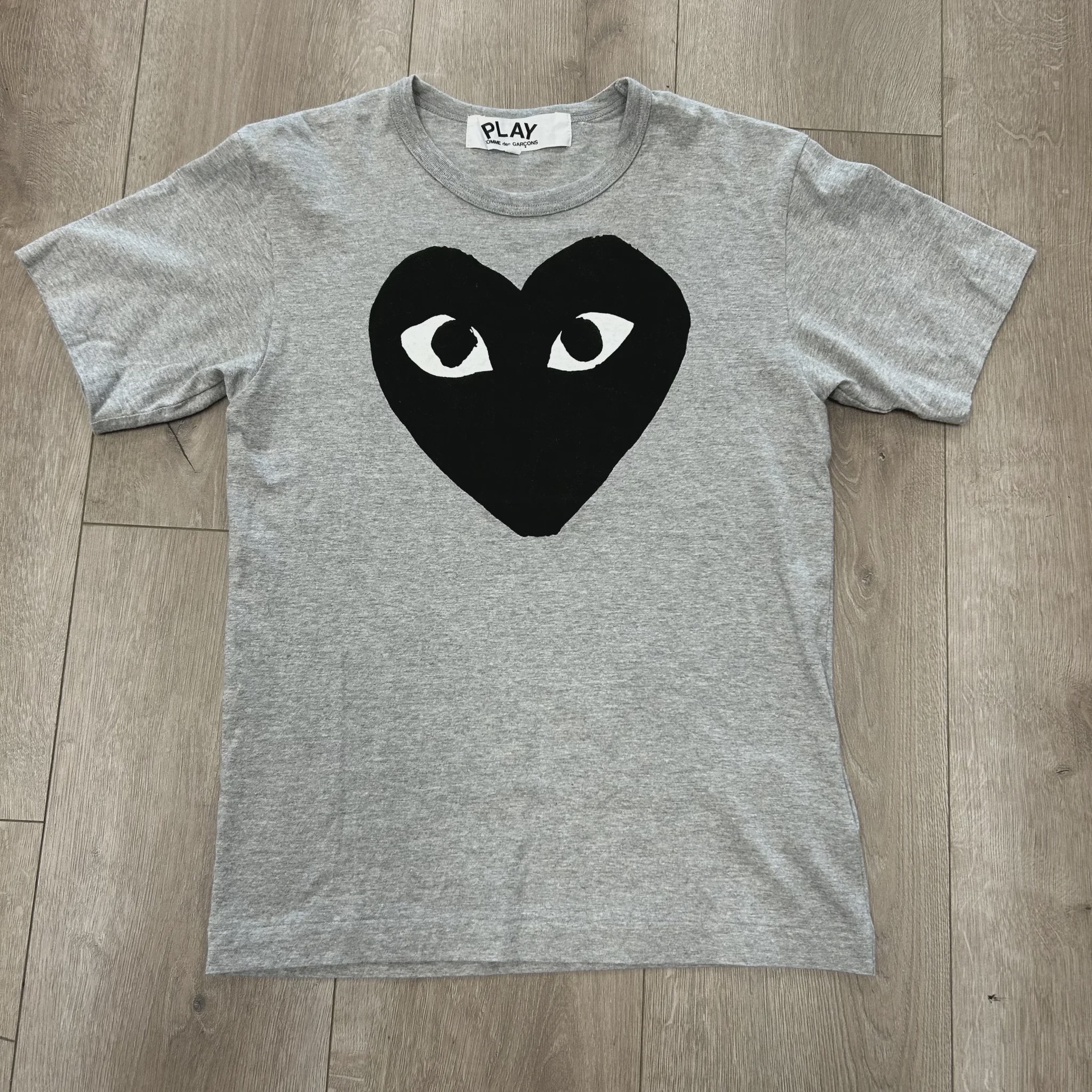 Comme des Garcons PLAY Play Black Heart T-shirt • Pre-Owned [2257] - photo 1