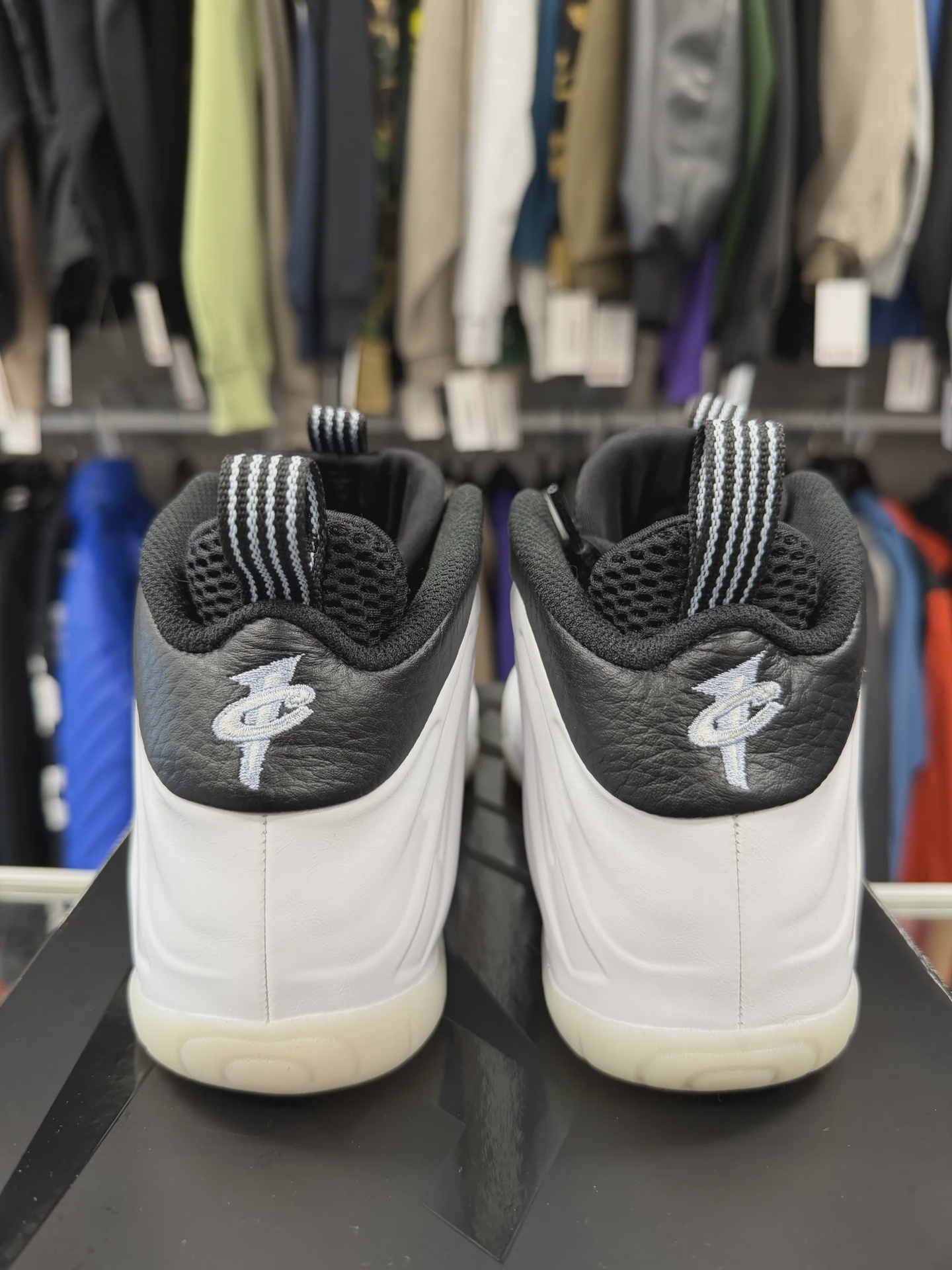 Nike Little Posite One Penny PE (Grade School) • Pre-Owned [1424] - photo 4