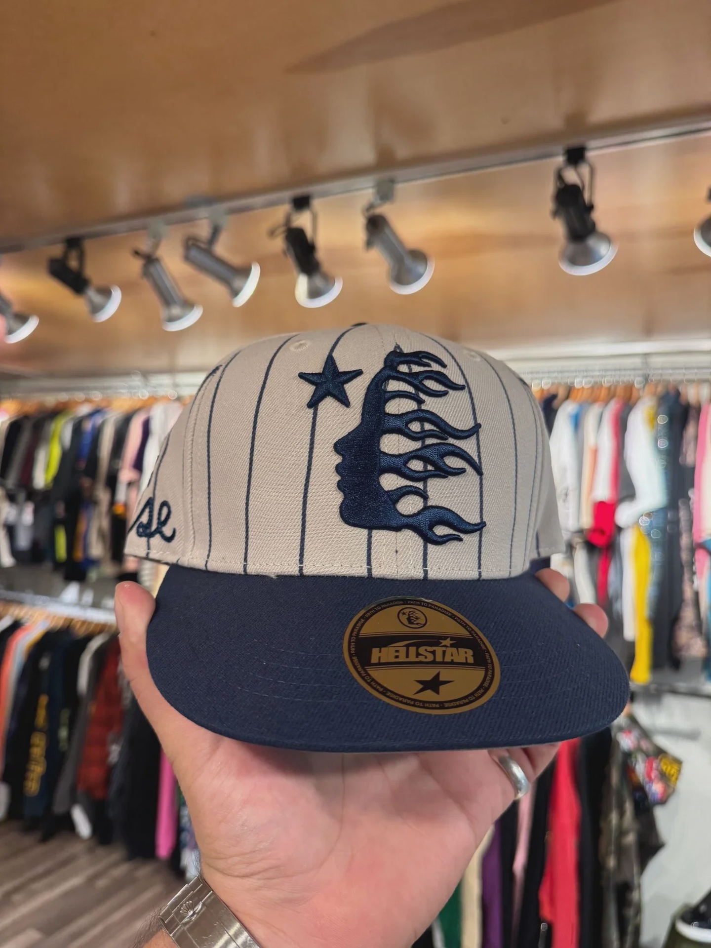 Hellstar Pinstripe Fitted Hat 7 3/8 • Brand New [1672] - photo 1