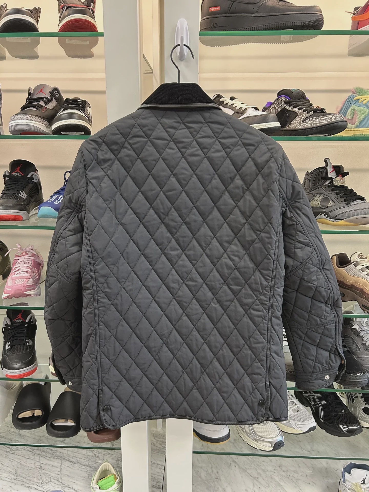 Burberry Quilted Coat Jacket • Pre-Owned [3064] - photo 3