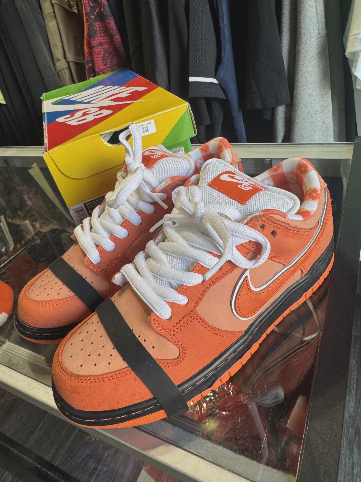 Nike SB Dunk Low Concepts Orange Lobster • Pre-Owned [2434] - photo 2