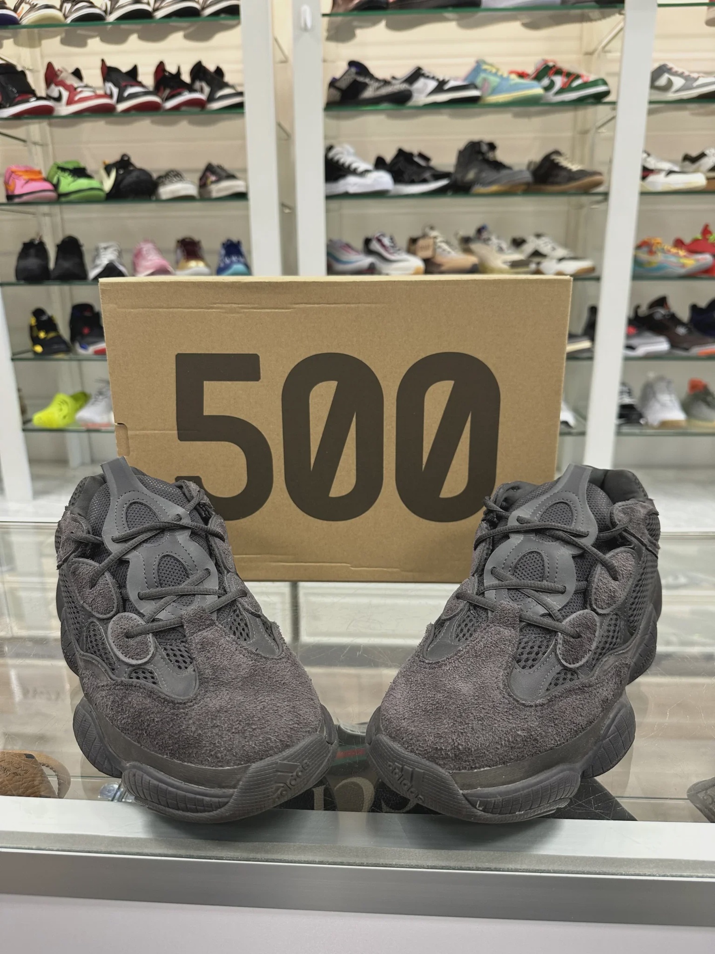 adidas Yeezy 500 Utility Black • Pre-Owned [6836] - photo 2