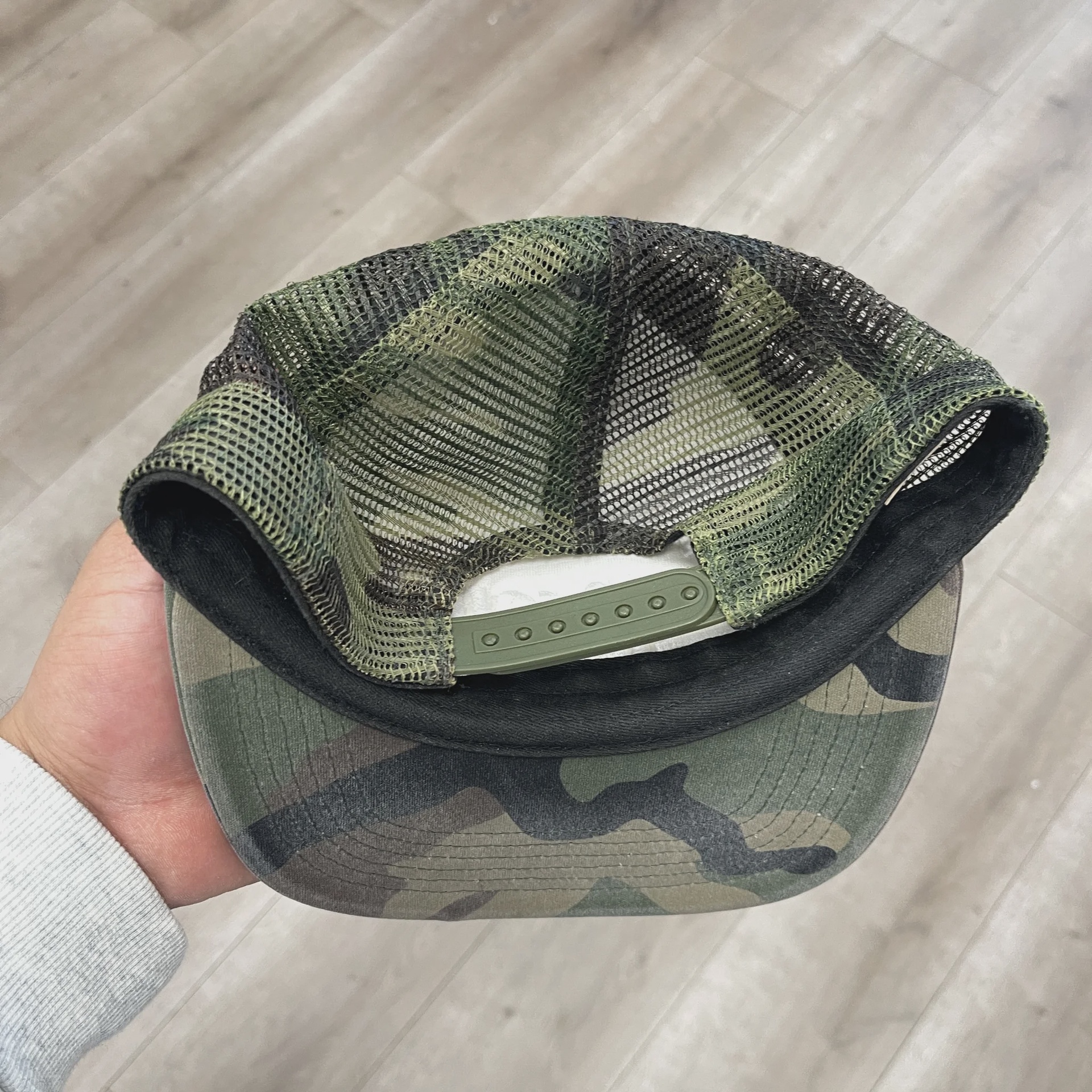 Supreme Mesh Camo Hat • Pre-Owned [7956] - photo 4