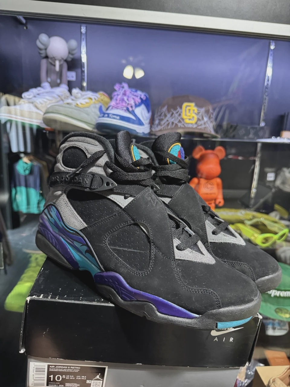 Air Jordan 8 Retro Aqua (2025) • Pre-Owned [2592] 3