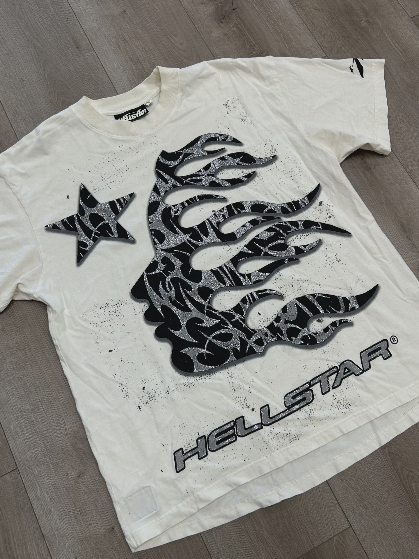 Hellstar Thorn Glitter T-Shirt • Pre-Owned [5175] 5