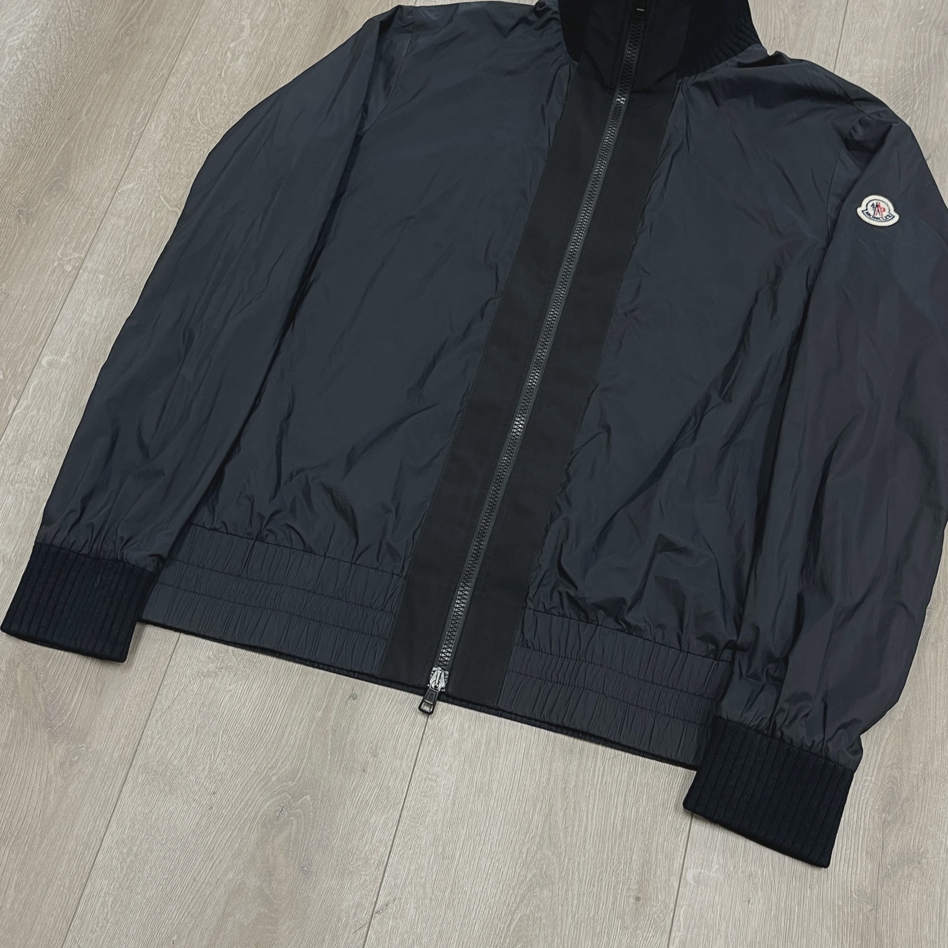 Moncler windbreaker • Pre-Owned [1743] 6