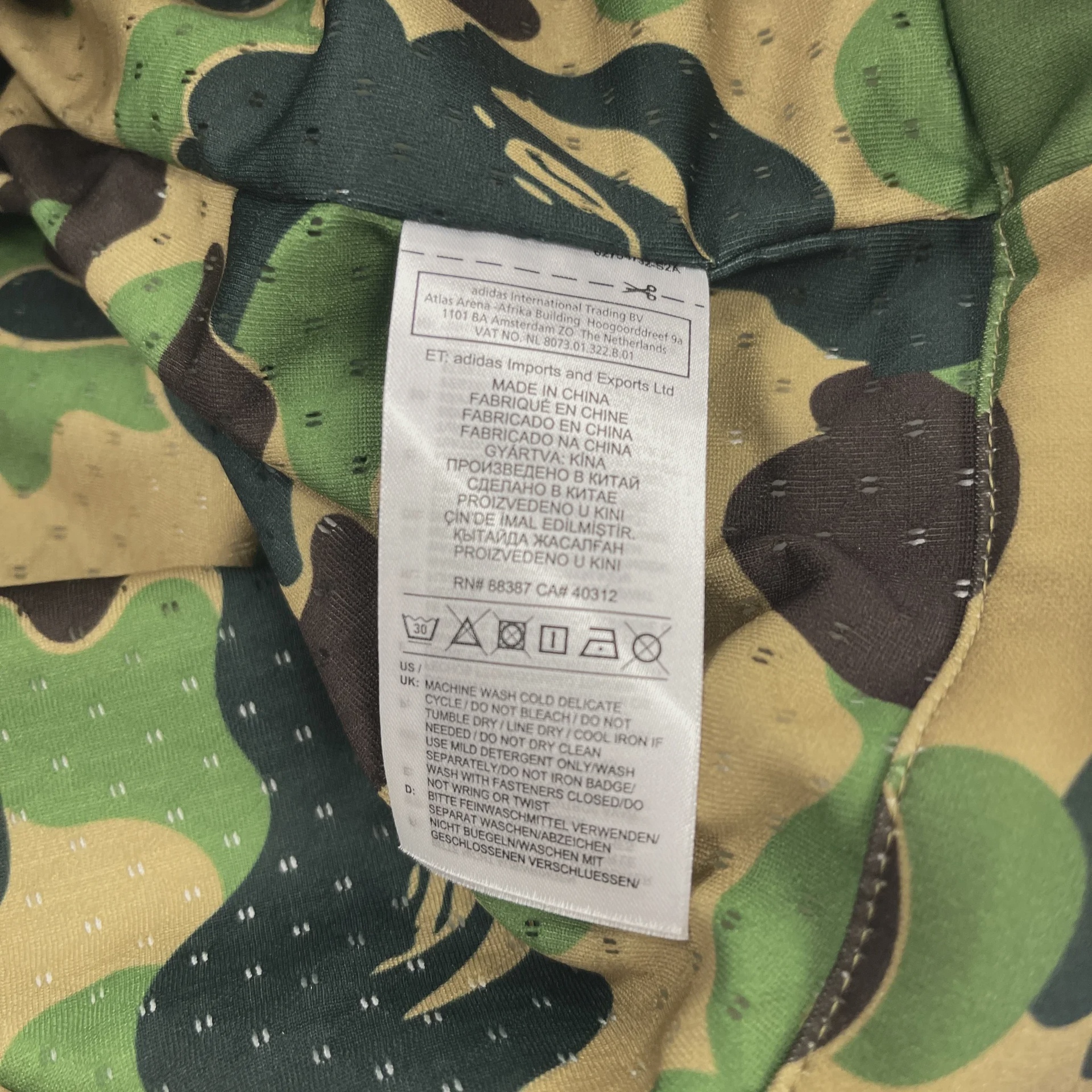 SS19 BAPE x Adidas SB Shark Hoodie Green • Pre-Owned [0643] - photo 5