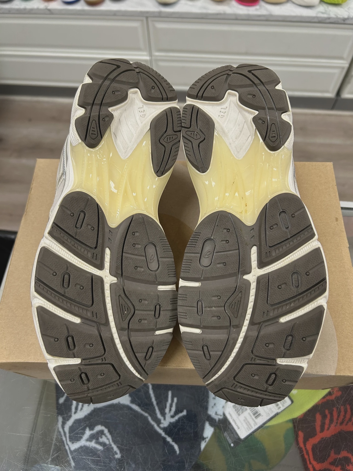 ASICS Gel-2160 Oatmeal Simply Taupe • Pre-Owned [8905] 4