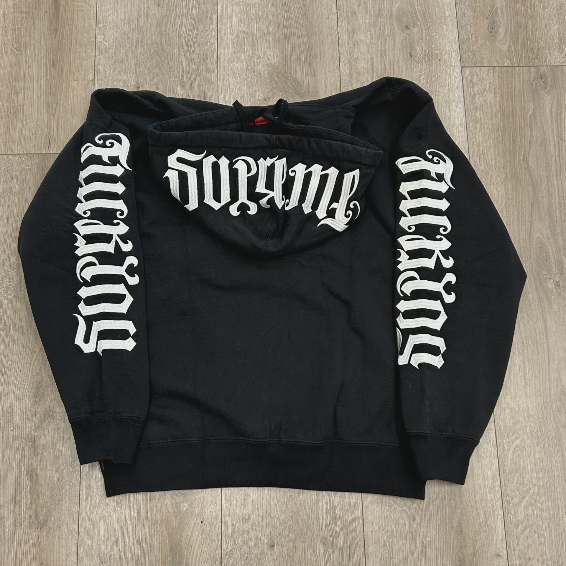 Supreme Ambigram Hooded Sweatshirt in Black • Pre-Owned [5723] - photo 3