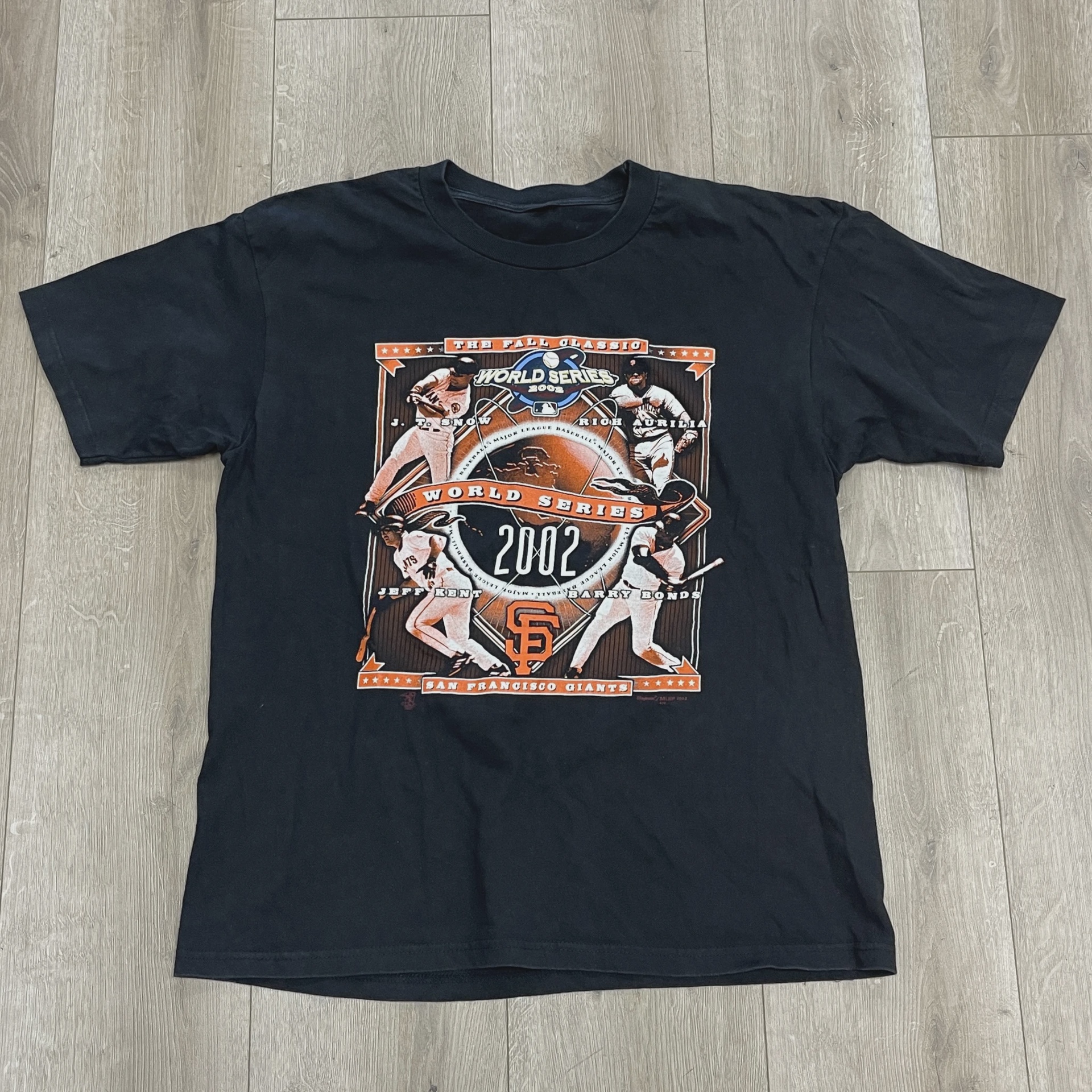 2002 San Francisco Giants World Series "The Fall Classic" T-Shirt • Pre-Owned [9780] 3
