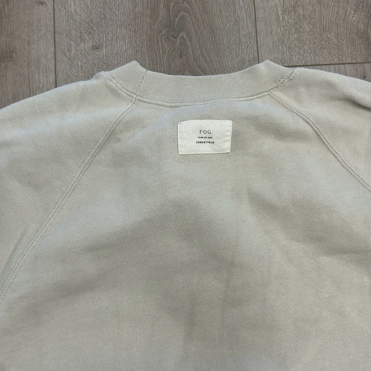 Fear of God Essentials Relaxed Crewneck Sweatshirt • Pre-Owned [4935] 7