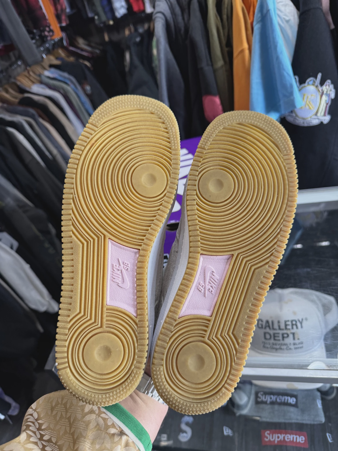 Nike Air Force 1 Low SB Light Orewood Brown Pink • Pre-Owned [1415] 4