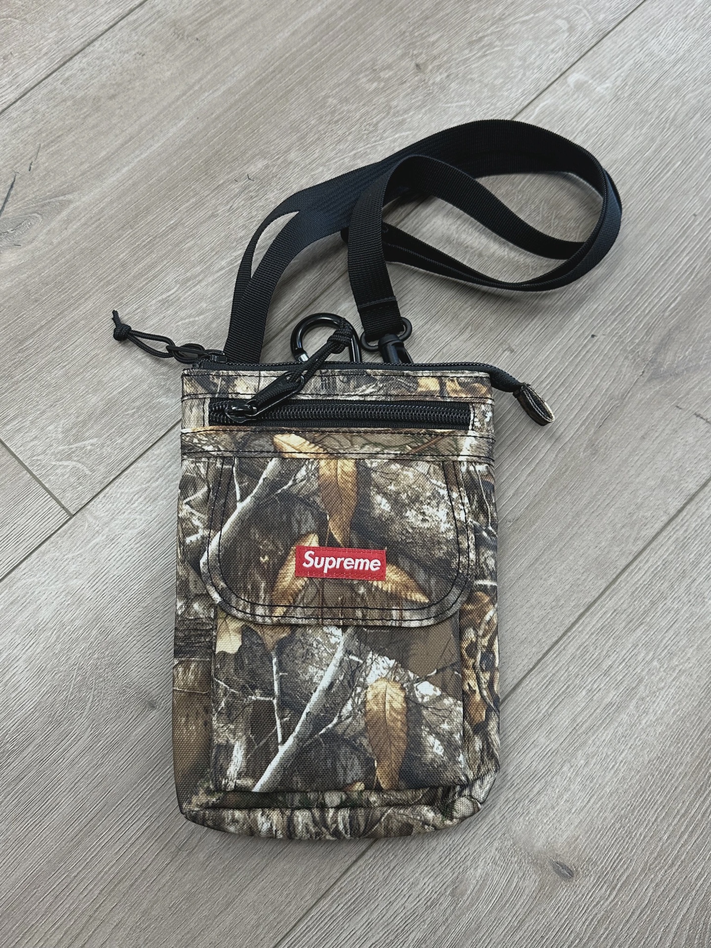 Supreme shoulder bag • Pre-Owned [1552]