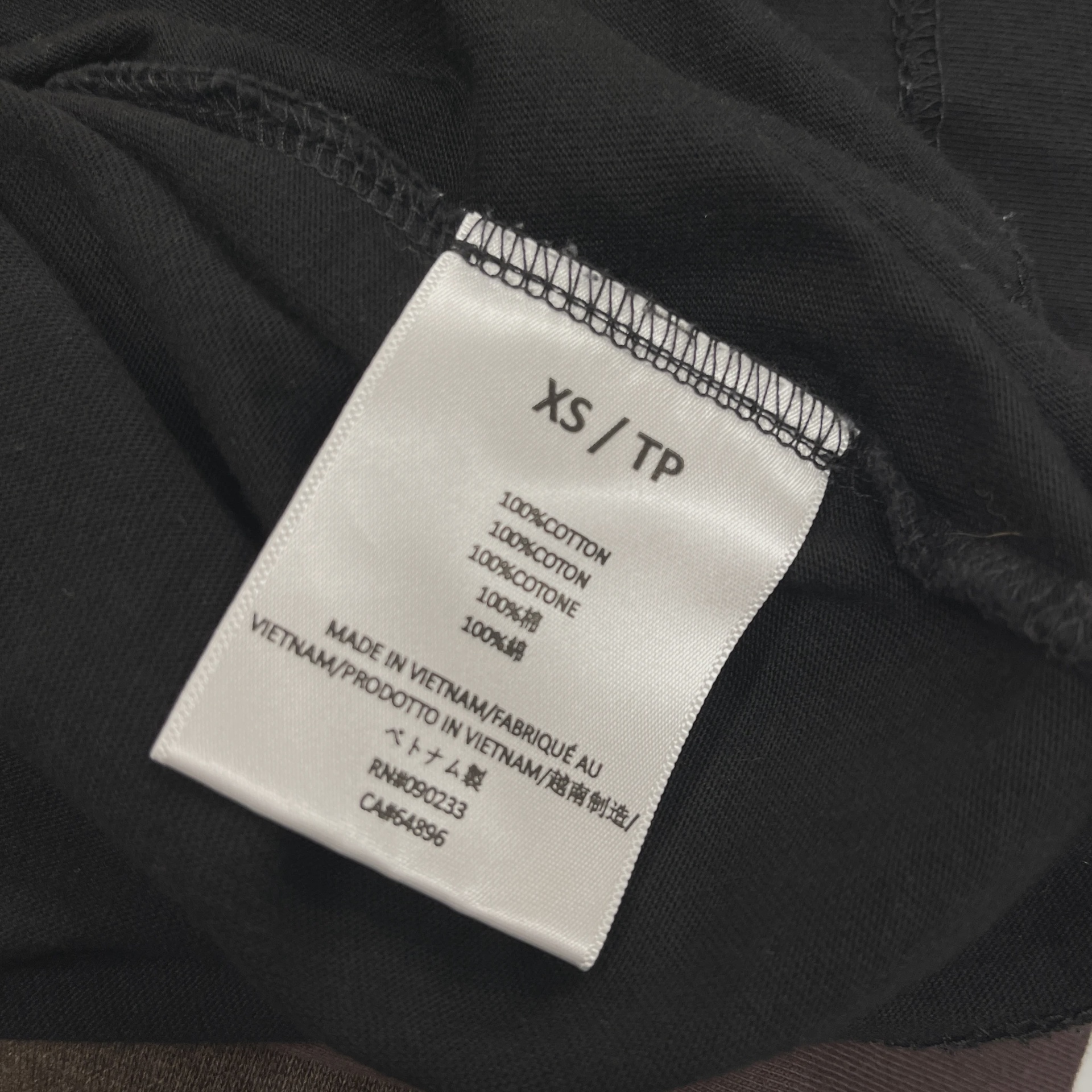 Fear of God Essentials Short-Sleeve Tee 'Black' • Pre-Owned [9293] 3