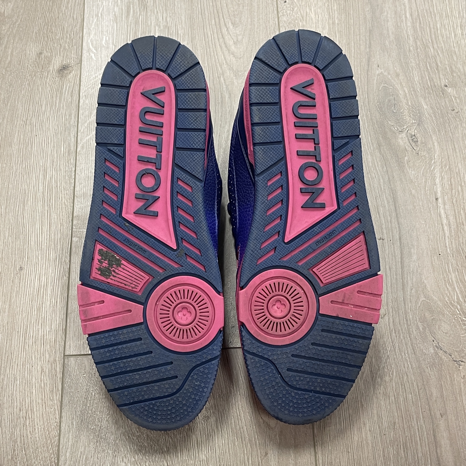Louis Vuitton Trainer Pink Ombre - Pre-Owned 7