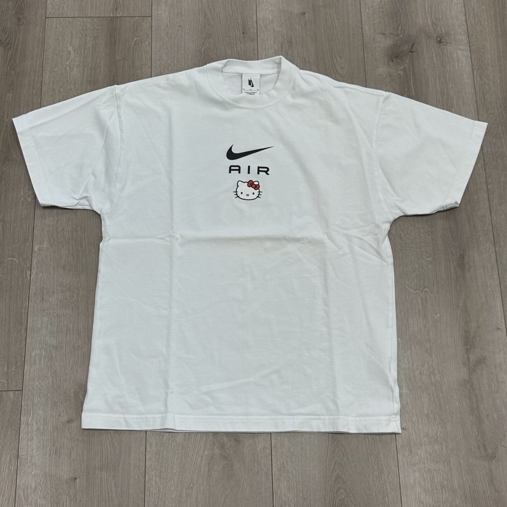 Hello Kitty x Nike Tee White • Pre-Owned [2423]