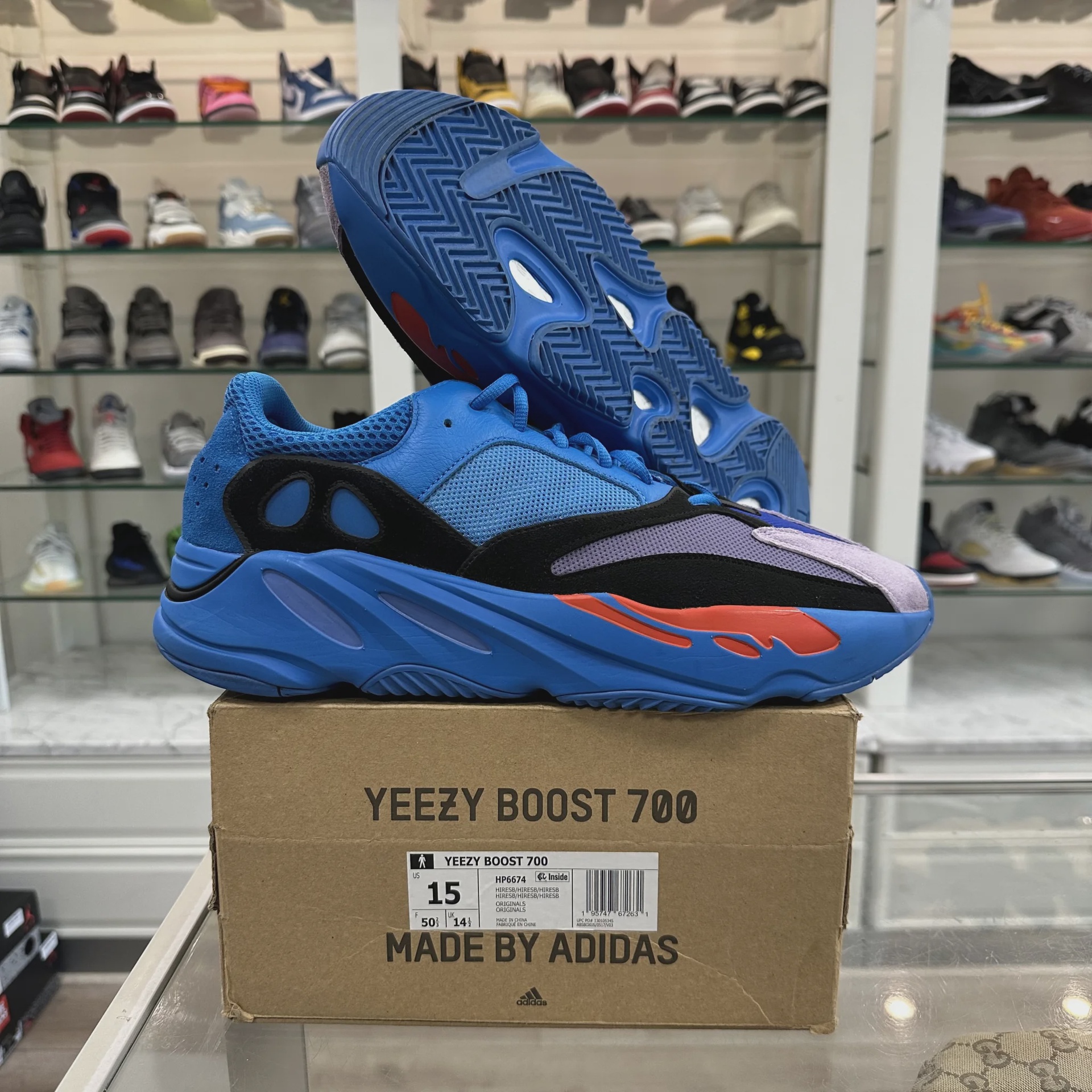adidas Yeezy Boost 700 Hi-Res Blue • Pre-Owned [2397] - photo 1