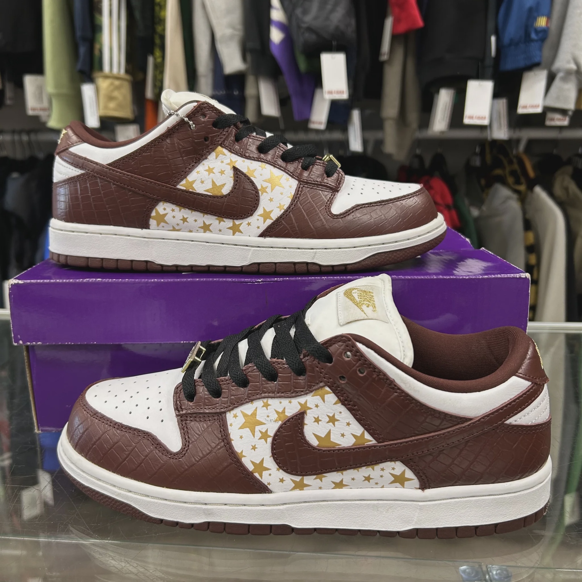 Nike SB Dunk Low Supreme Stars Barkroot Brown (2021) • Pre-Owned [5017] - photo 2