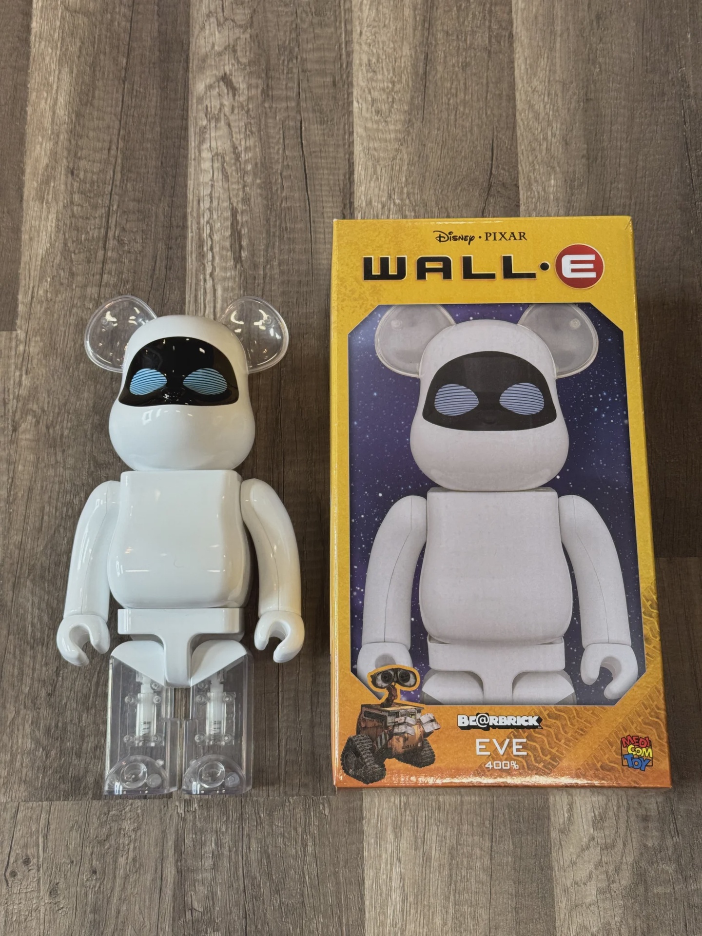Bearbrick Wall E Eve 400% • Brand New [6542] - photo 1