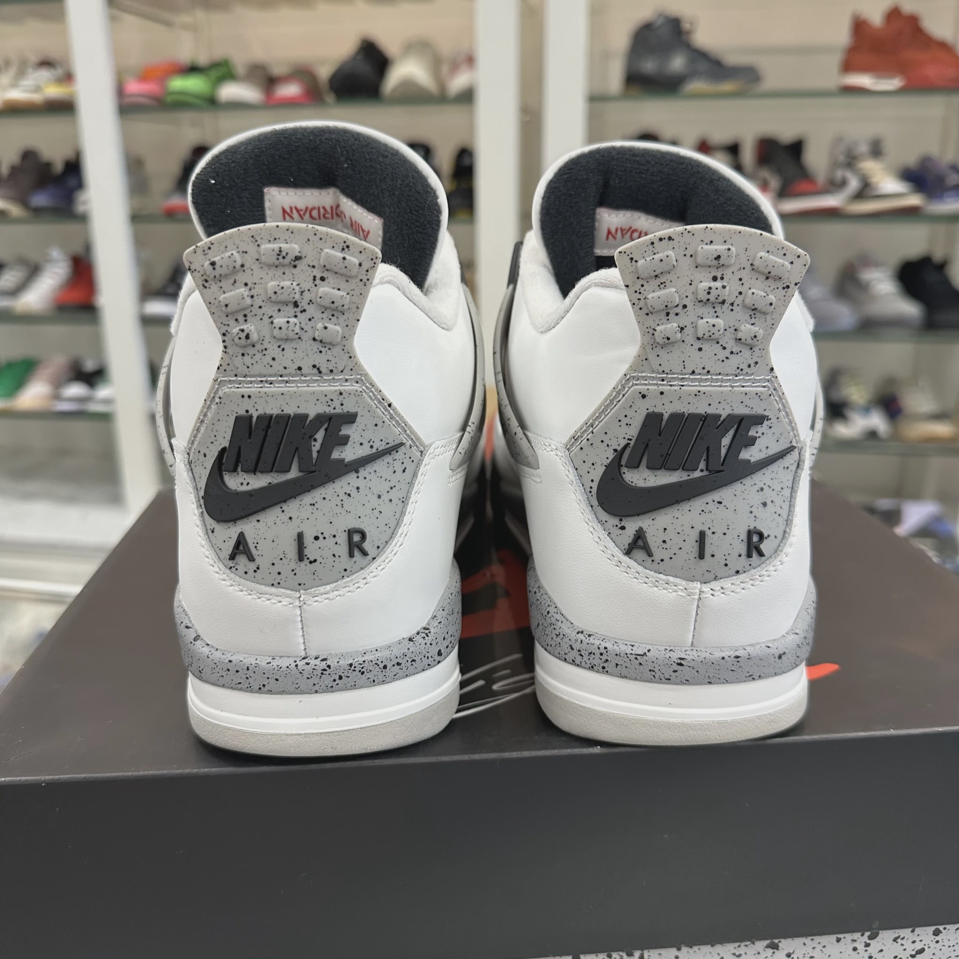 Air Jordan 4 Retro White Cement (2025) • Pre-Owned [7132] - photo 4