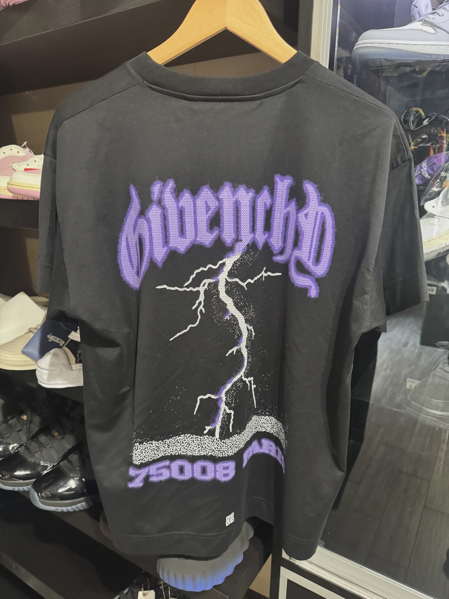 Givenchy Tee • Pre-Owned [5953] - photo 3