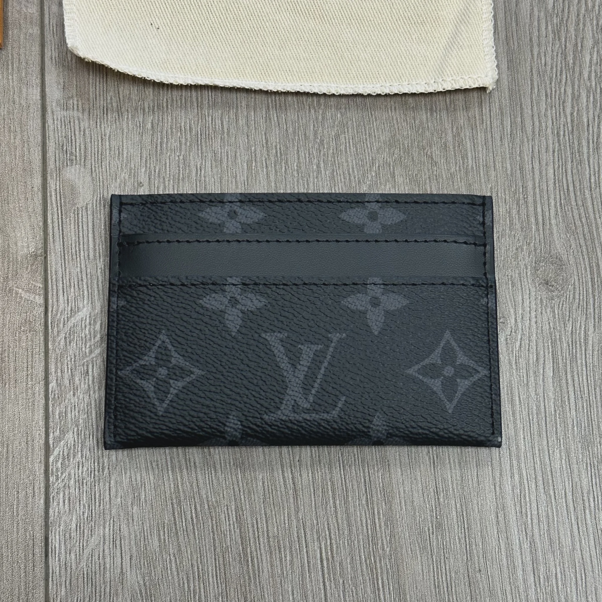 Louis Vuitton Double Card Holder 'Black Monogram Eclipse Canvas' • Brand New [7628] - photo 3