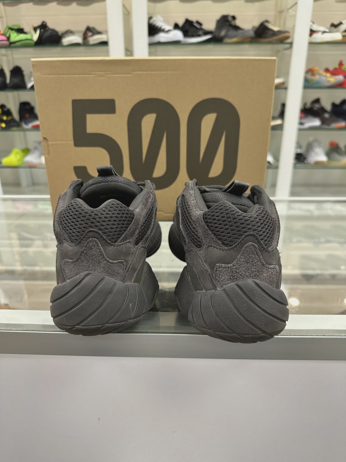 adidas Yeezy 500 Utility Black • Pre-Owned [6836] - photo 4