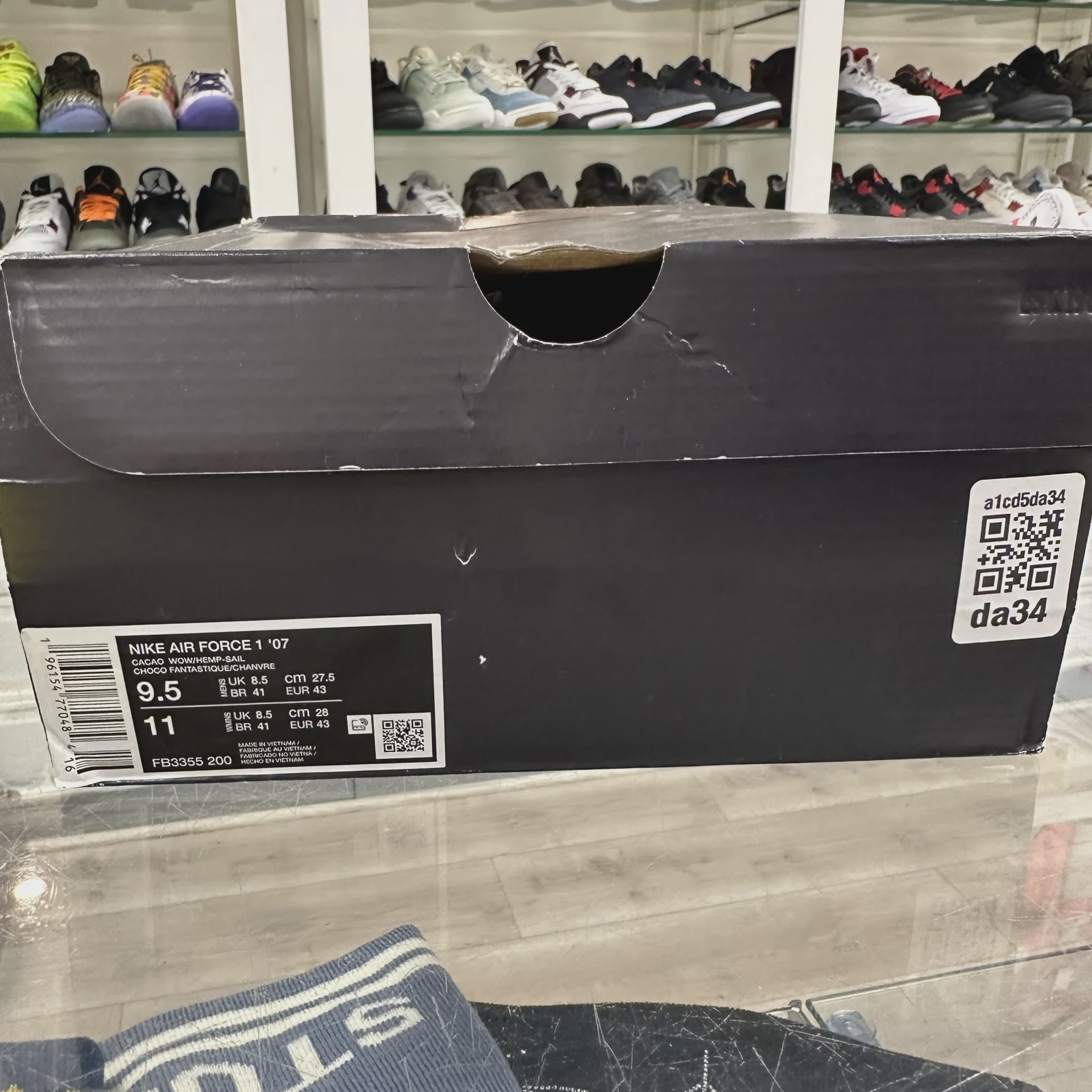 Nike Air Force 1 Low Supreme White • Pre-Owned [1724] - photo 3