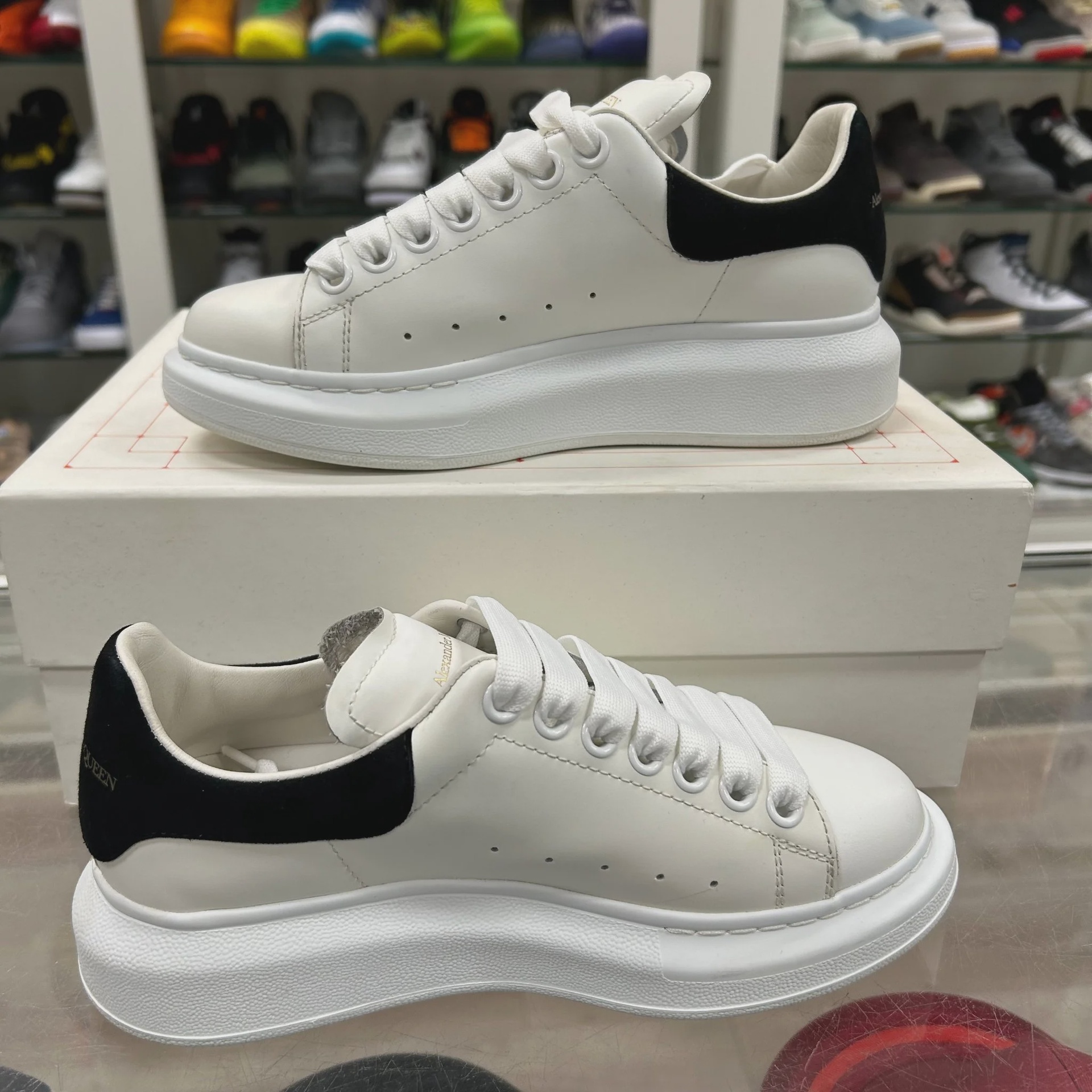 Alexander McQueen white • Pre-Owned [6098] - photo 9