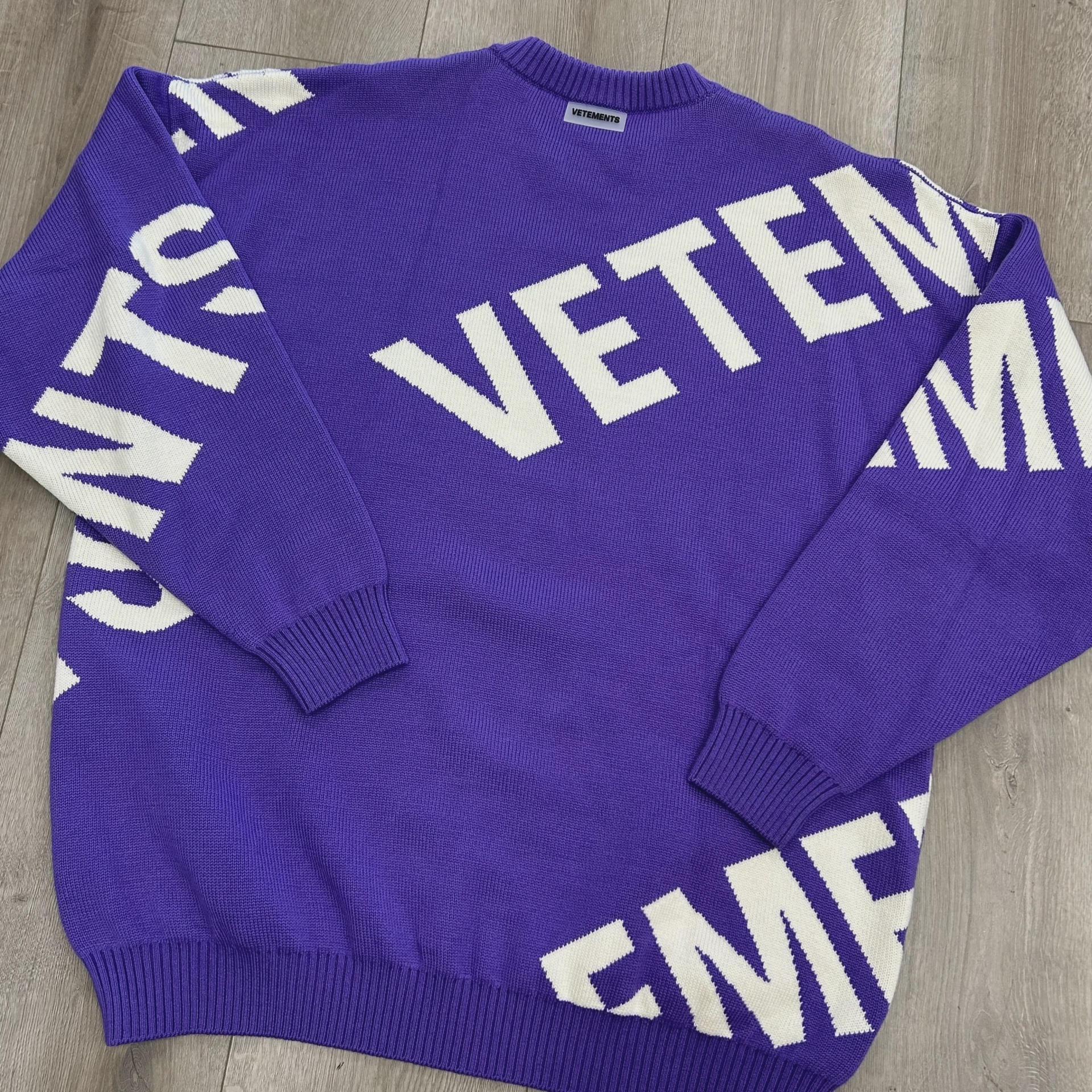 Vetements Giant Logo Knitted Sweater 'Ultraviolet/White' • Pre-Owned [8777] 3