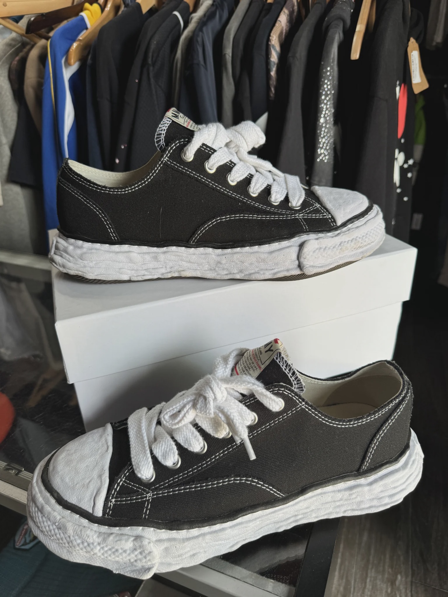 Maison Mihara Yasuhiro Maison Mihara Yasuhiro Hank Original Sole Canvas Low Black - Size US M 11