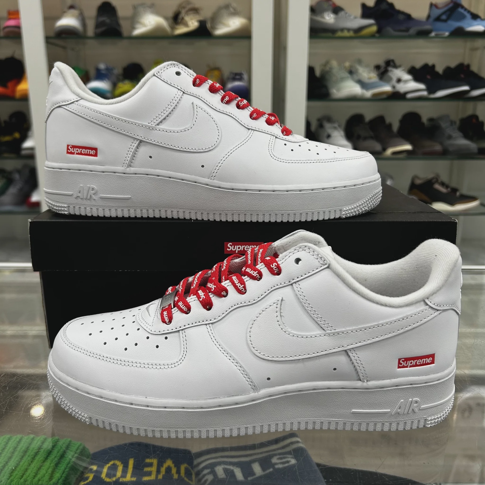 Nike Nike Air Force 1 Low Supreme White - Size US M 9