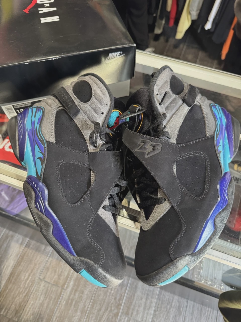 Air Jordan 8 Retro Aqua (2025) • Pre-Owned [1218]