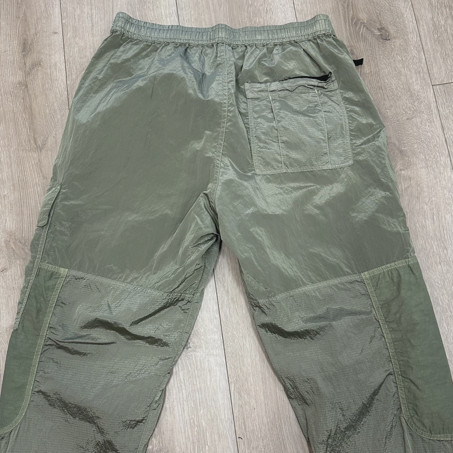 Stone Island Nylon Metal Ripstop Cargo Pants • Pre-Owned [0472] 3