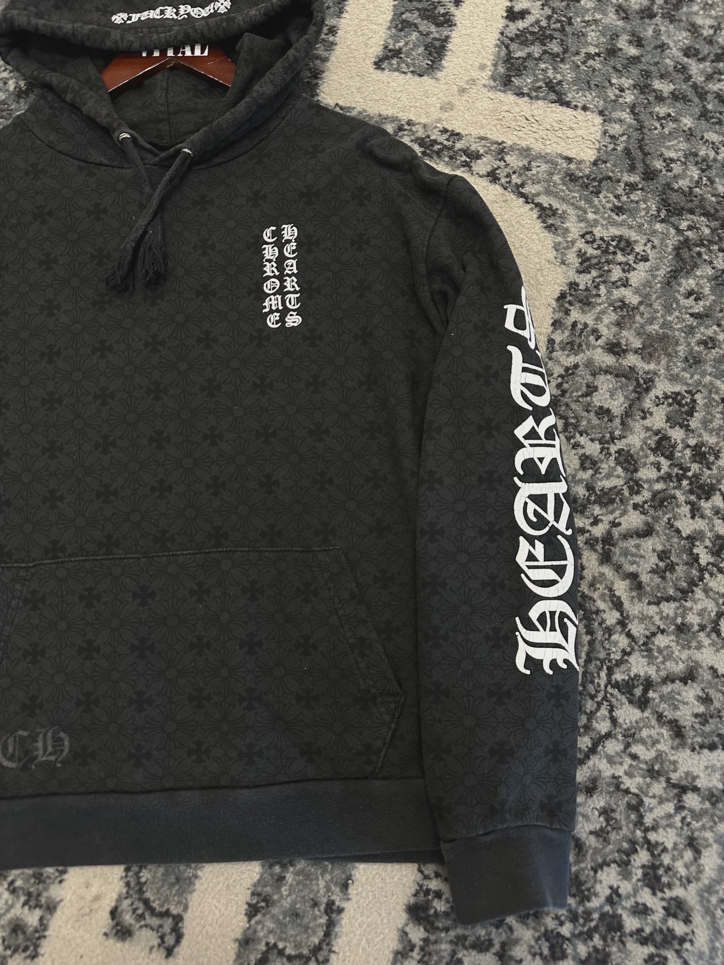 Chrome Hearts Monogram Vertical Logo Hoodie 'Black' • Pre-Owned [7772] - photo 6