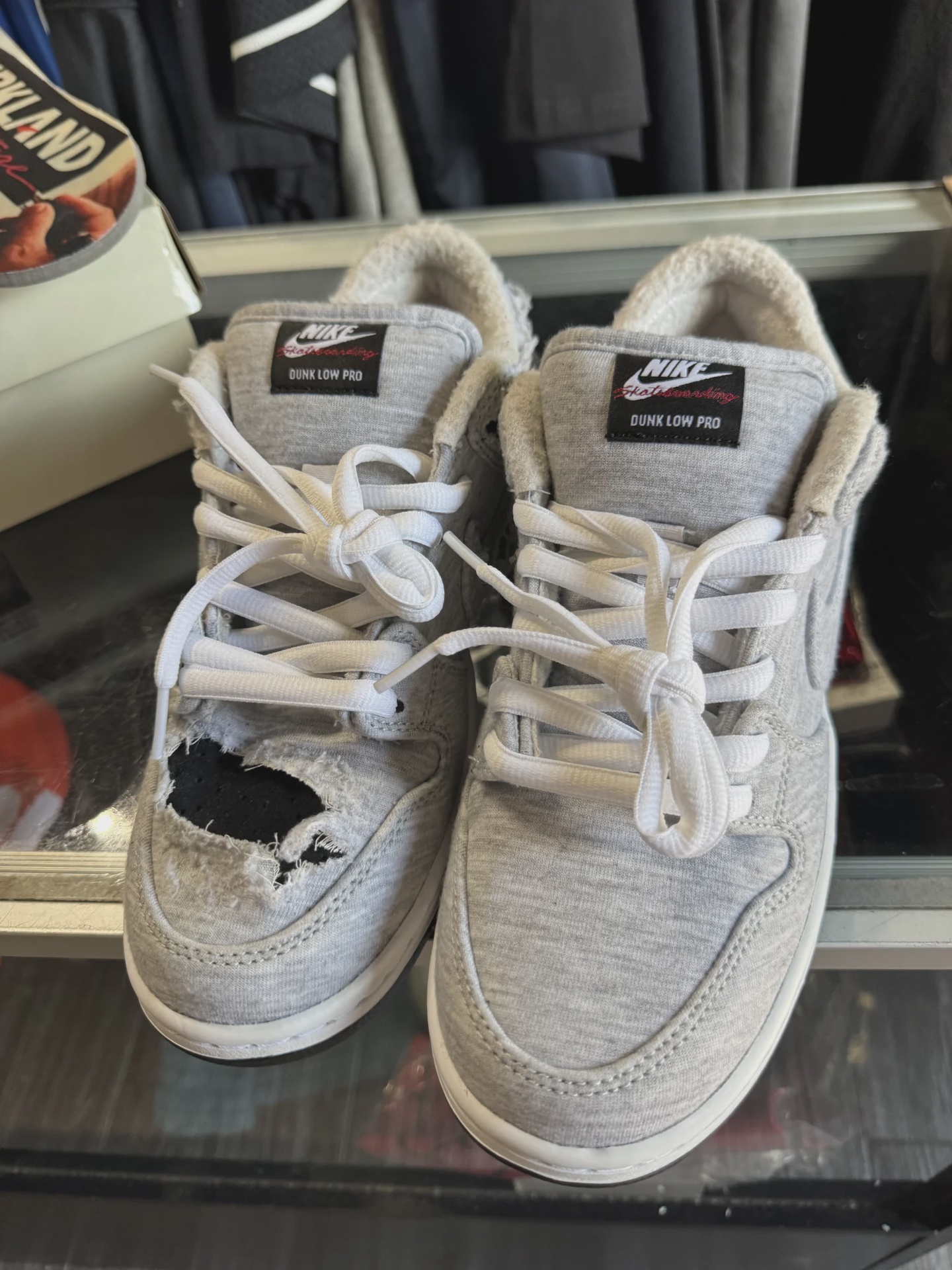 Nike SB Dunk Low Pro QS Costco Kirkland Signature • Pre-Owned [4097] - photo 2