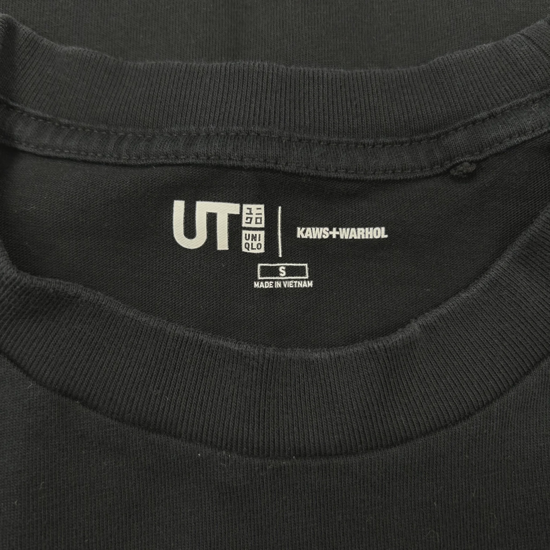 KAWS x Uniqlo Warhol UT Graphic 476351 T-shirt Black • Pre-Owned [9121] - photo 3