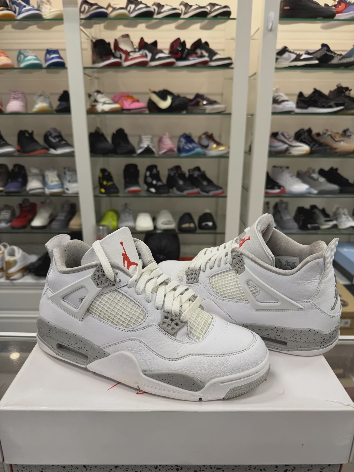 Jordan Air Jordan 4 Retro White Oreo (2021) - Size US M 9.5