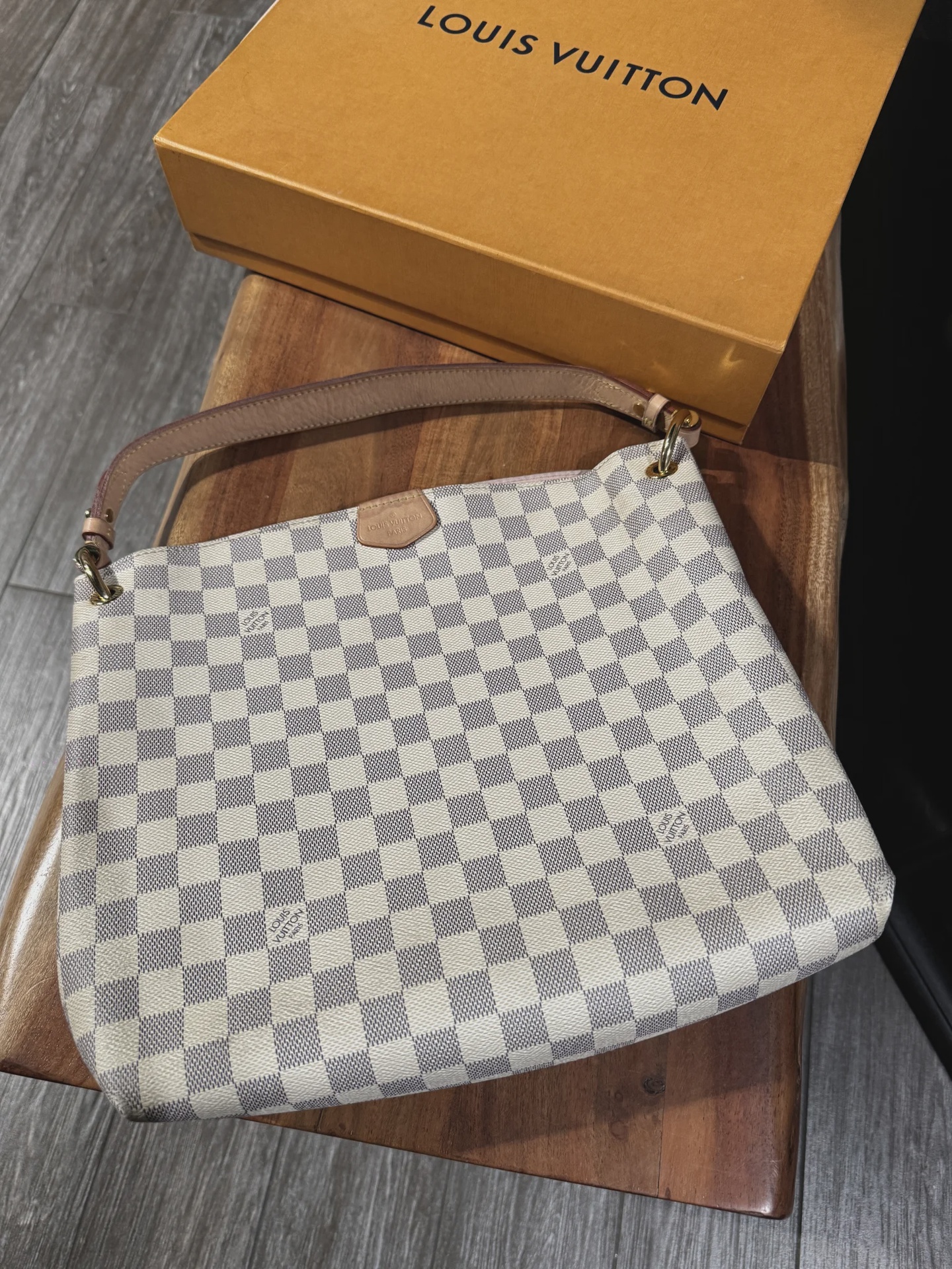 Louis Vuitton Bag • Pre-Owned [0324] - photo 1