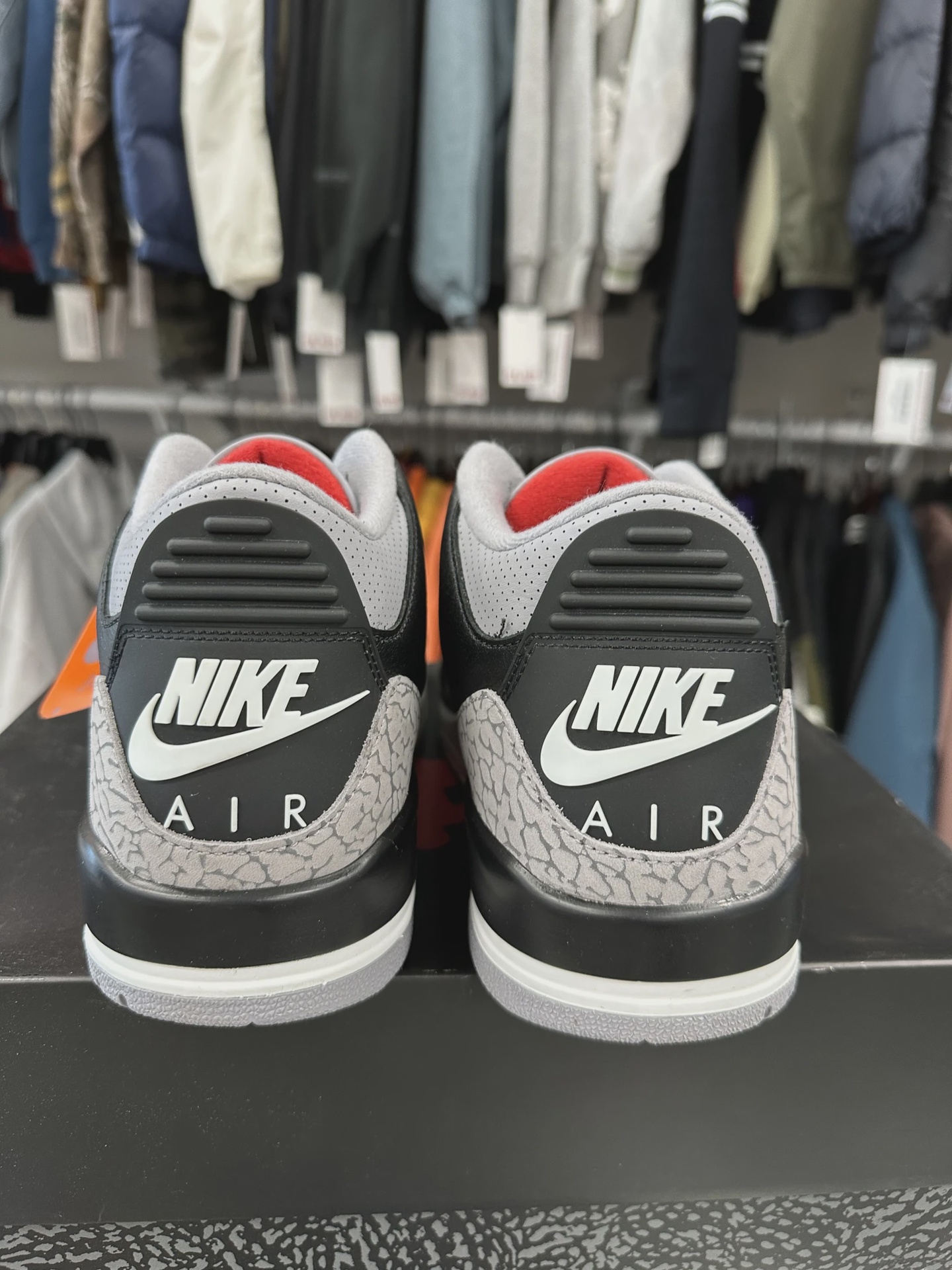 Jordan 3 Retro OG Black Cement (2024) • Pre-Owned [5100] 5